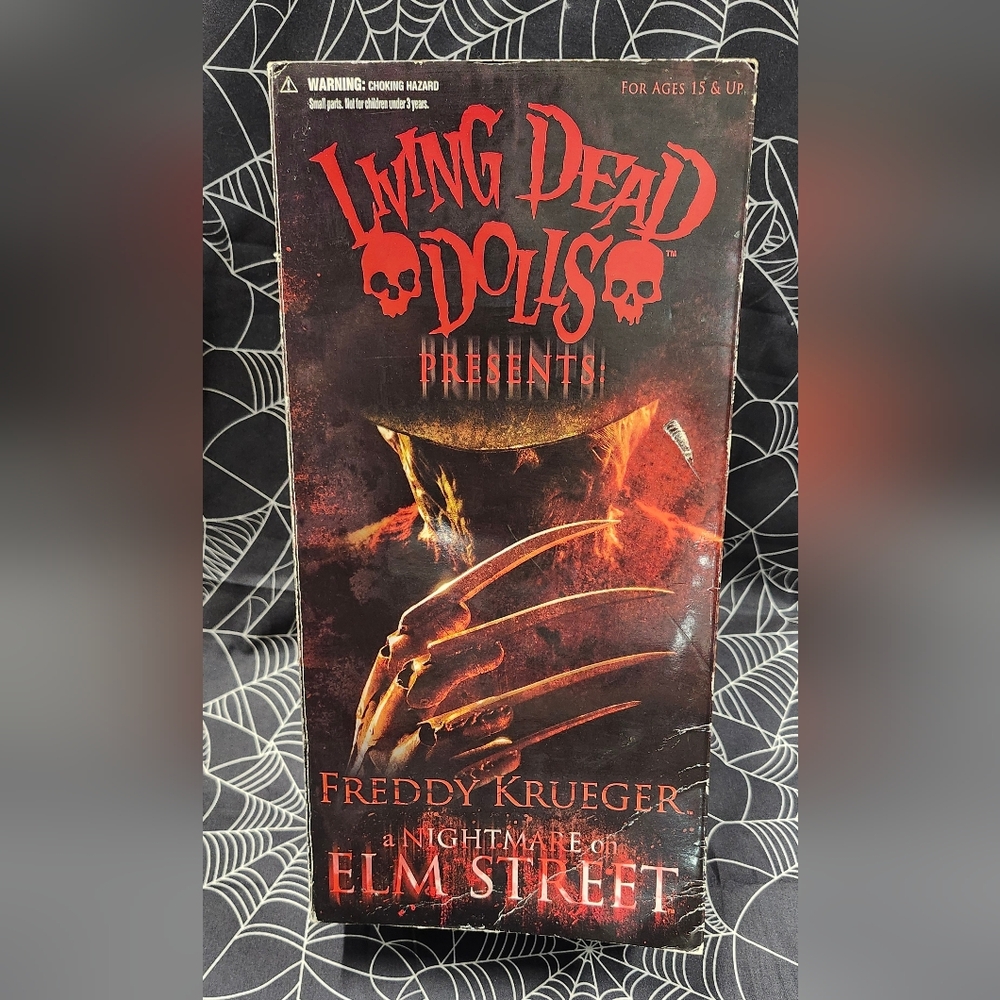 Living Dead Dolls - A Nightmare On Elm Street - Freddy Kreuger - 2010 - NRFB